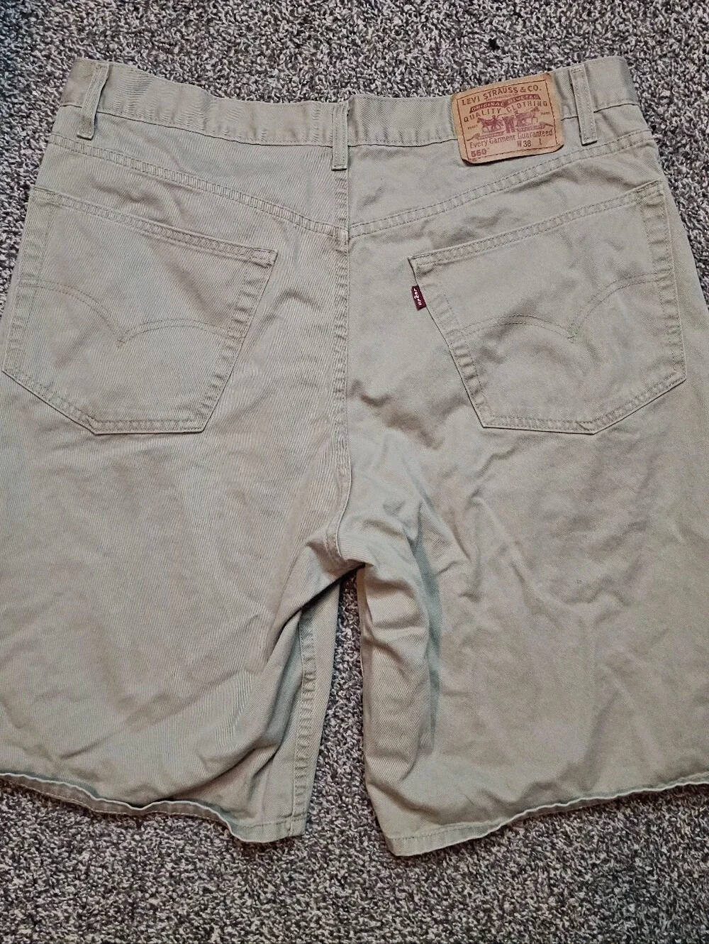 Levi's 550 Relaxed Fit Men's Khaki Shorts Size W38
